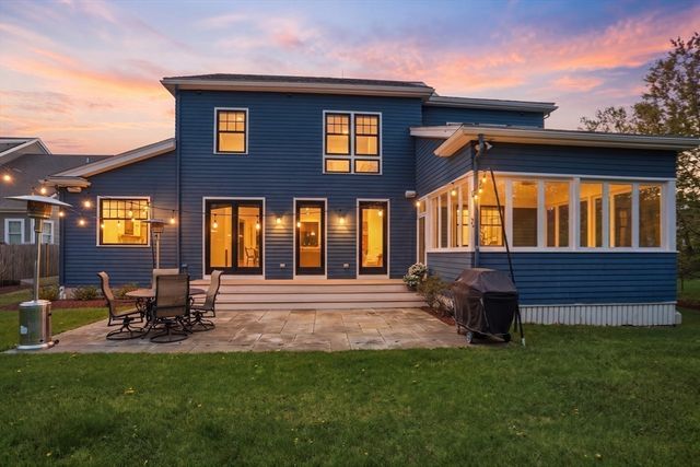 21 Fletcher Road, Bedford, MA 01730