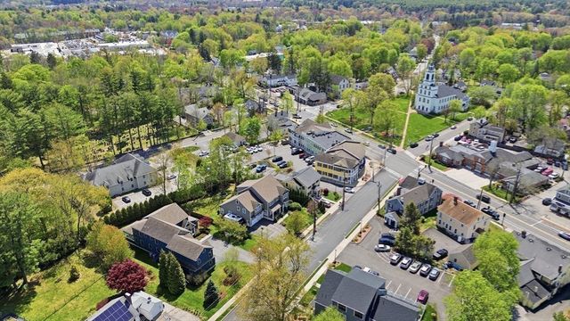 21 Fletcher Road, Bedford, MA 01730