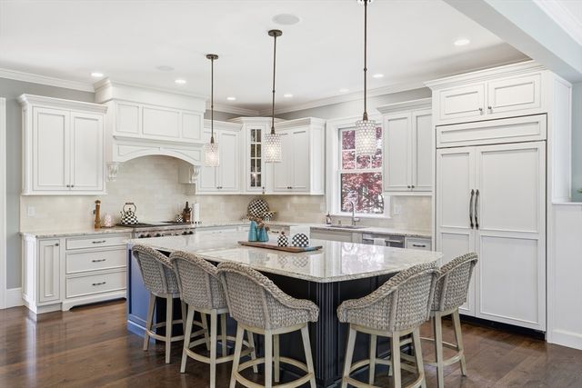 21 Fletcher Road, Bedford, MA 01730