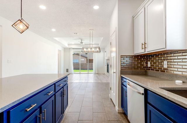 2696 Camino Plata Loop NE, Rio Rancho, NM 87144