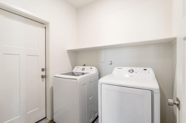2696 Camino Plata Loop NE, Rio Rancho, NM 87144