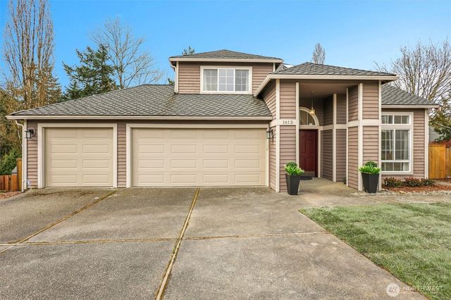 1613 Hoquiam Place NE, Renton, WA 98059