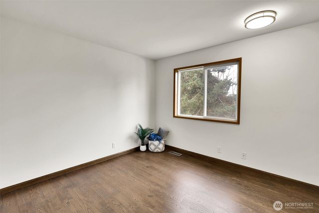 1613 Hoquiam Place NE, Renton, WA 98059