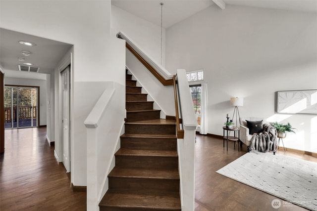 1613 Hoquiam Place NE, Renton, WA 98059