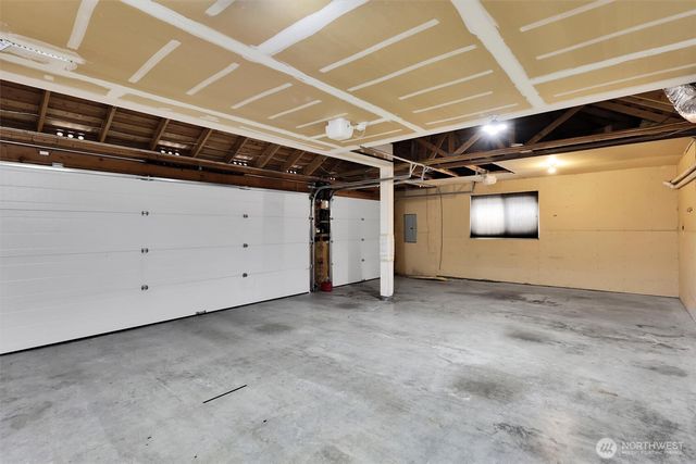 1613 Hoquiam Place NE, Renton, WA 98059