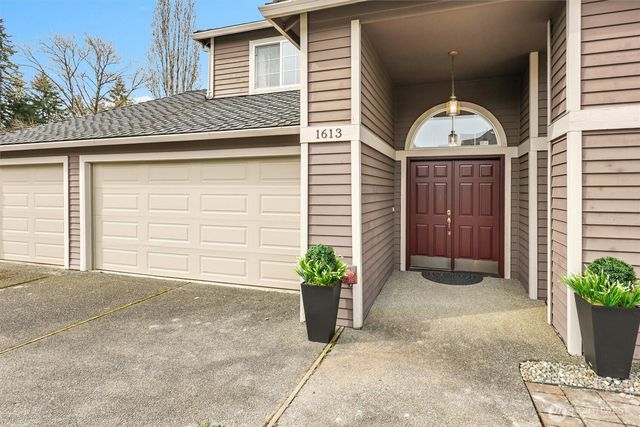 1613 Hoquiam Place NE, Renton, WA 98059