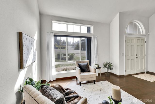 1613 Hoquiam Place NE, Renton, WA 98059