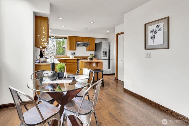 1613 Hoquiam Place NE, Renton, WA 98059