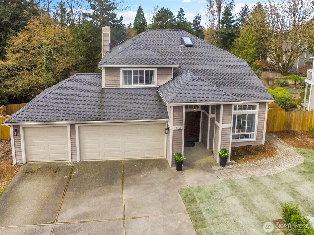 1613 Hoquiam Place NE, Renton, WA 98059