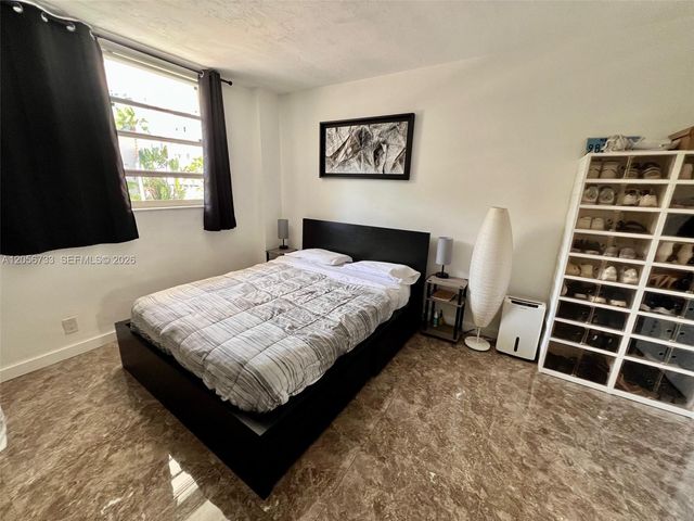 1300 Lincoln Rd D304, Miami Beach, FL 33139