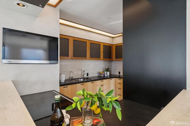 611 Washington Street 2306, San Francisco, CA 94111