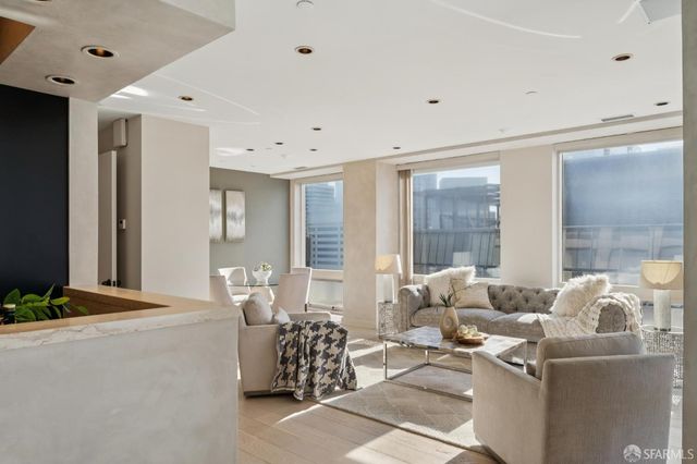 611 Washington Street 2306, San Francisco, CA 94111