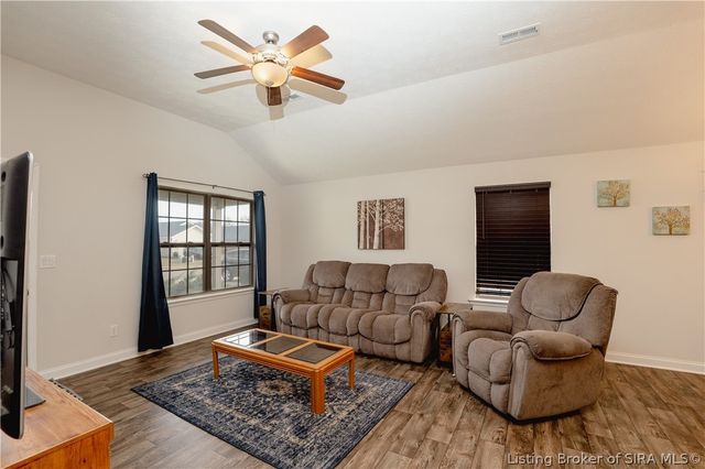 8011 Lucas Lane, Charlestown, IN 47111