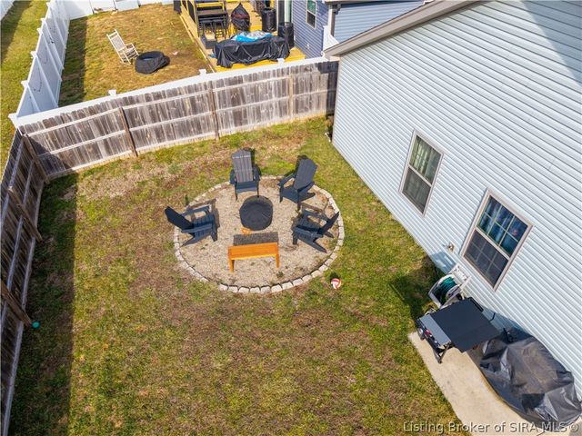 8011 Lucas Lane, Charlestown, IN 47111