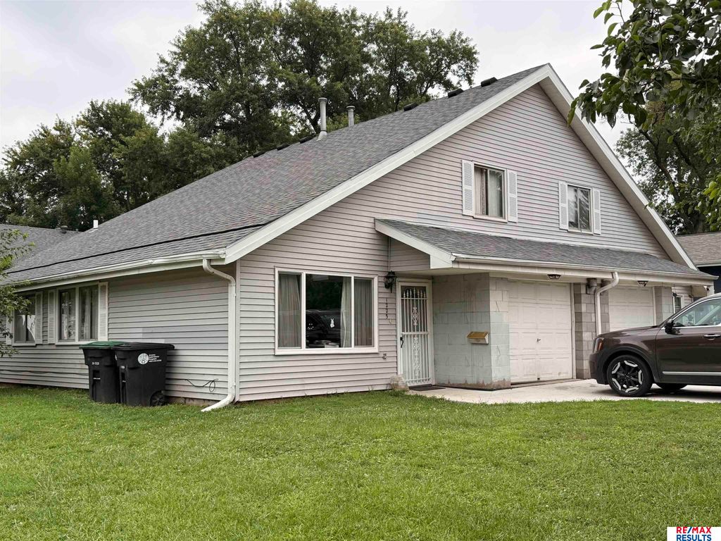 1223-1225 N 66th Street, Omaha, NE 68137