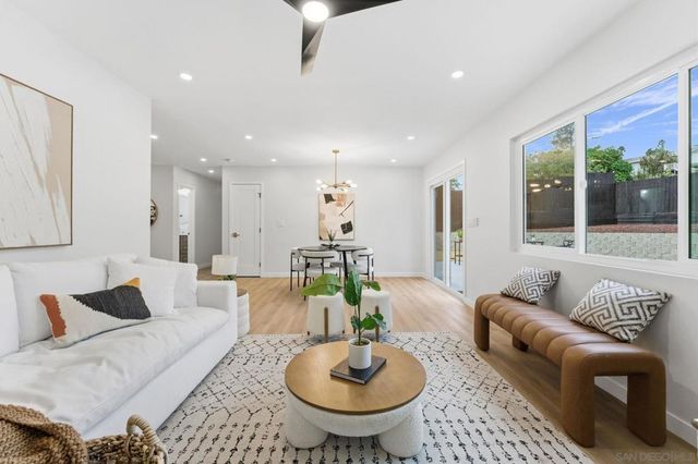 1519 Arthur Neal Ct, Lemon Grove, CA 91945