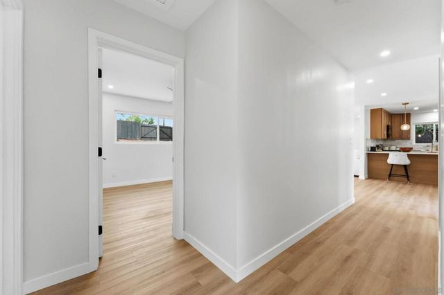 1519 Arthur Neal Ct, Lemon Grove, CA 91945