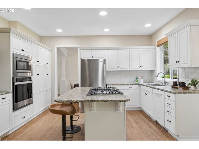 29545 Sw Queens Ct, Wilsonville, OR 97070