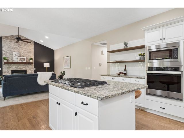 29545 Sw Queens Ct, Wilsonville, OR 97070