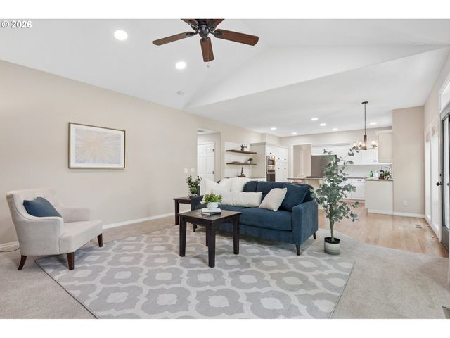 29545 Sw Queens Ct, Wilsonville, OR 97070