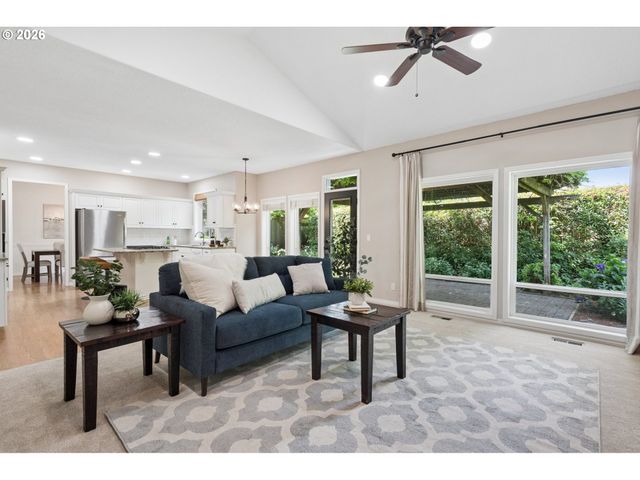 29545 Sw Queens Ct, Wilsonville, OR 97070