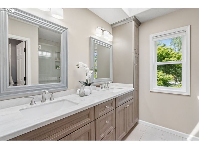 29545 Sw Queens Ct, Wilsonville, OR 97070