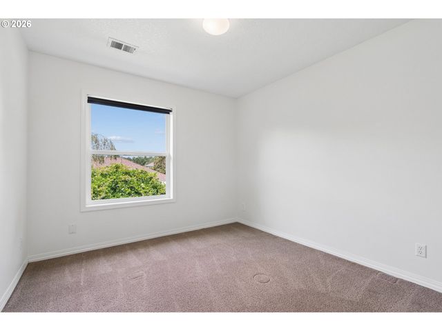 29545 Sw Queens Ct, Wilsonville, OR 97070