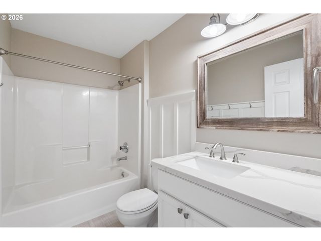 29545 Sw Queens Ct, Wilsonville, OR 97070