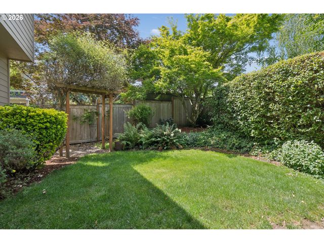 29545 Sw Queens Ct, Wilsonville, OR 97070