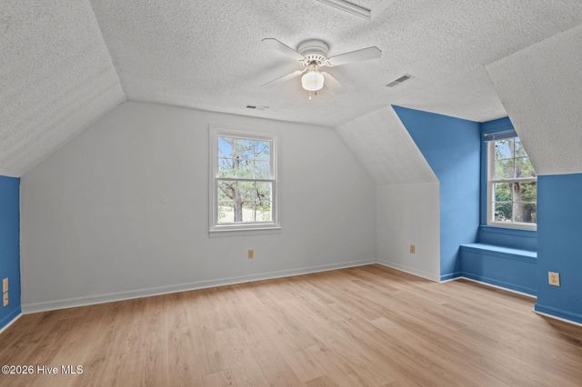 142 Jordans Lane, Beaufort, NC 28516