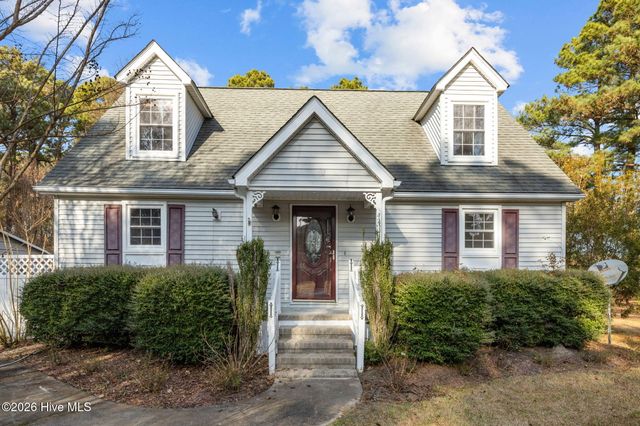 142 Jordans Lane, Beaufort, NC 28516