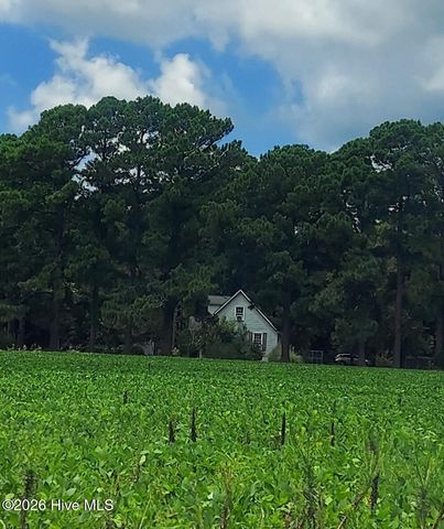 142 Jordans Lane, Beaufort, NC 28516