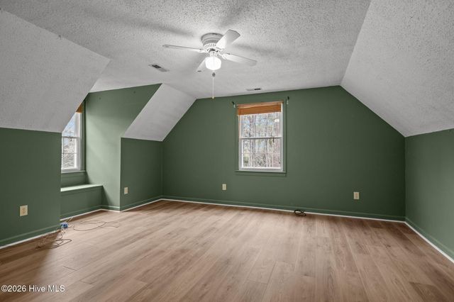 142 Jordans Lane, Beaufort, NC 28516