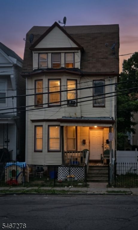 94 Peabody Pl, Newark City, NJ 07104 — exterior