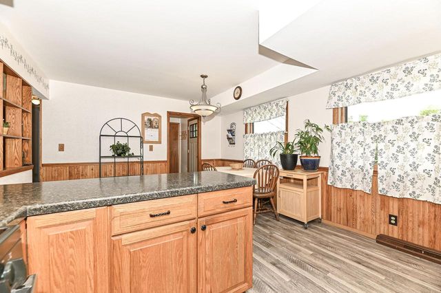 N84W14476 Menomonee AVENUE, Menomonee Falls, WI 53051
