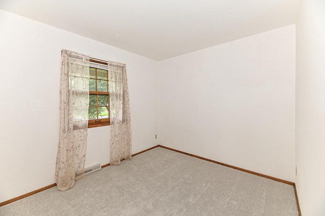 N84W14476 Menomonee AVENUE, Menomonee Falls, WI 53051