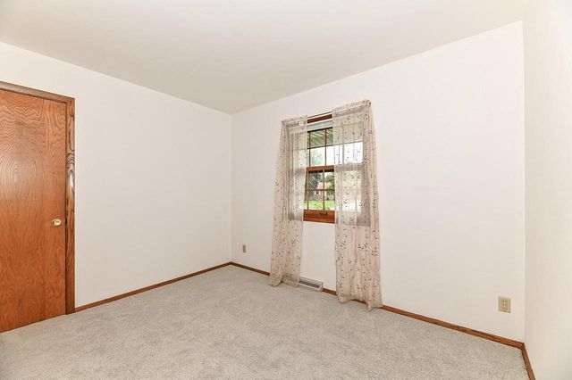N84W14476 Menomonee AVENUE, Menomonee Falls, WI 53051