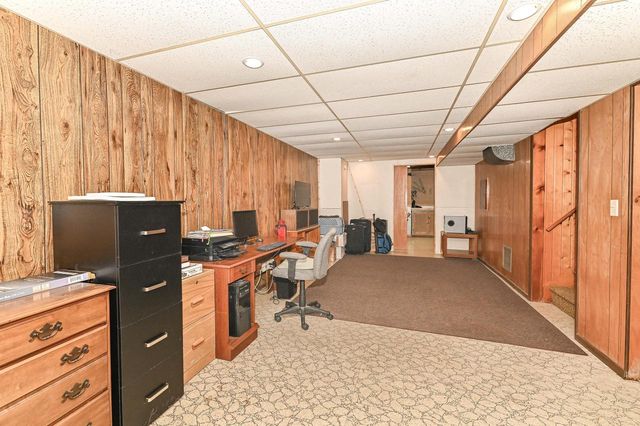 N84W14476 Menomonee AVENUE, Menomonee Falls, WI 53051
