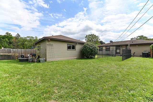 N84W14476 Menomonee AVENUE, Menomonee Falls, WI 53051