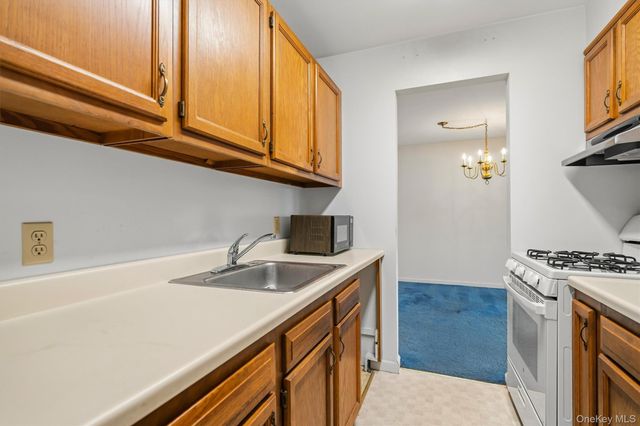 276 Temple Hill Road 1509, New Windsor, NY 12553