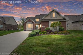 36168 Fairway Drive 74, Livonia, MI 48152
