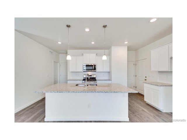 739 Ayrshire Rd, Johnstown, CO 80534