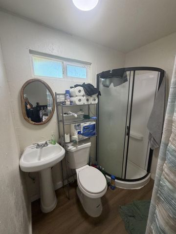 930 Sierra Street, Madera, CA 93638