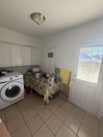 930 Sierra Street, Madera, CA 93638