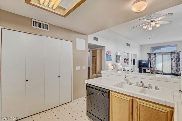3125 North Buffalo Drive 2138, Las Vegas, NV 89128