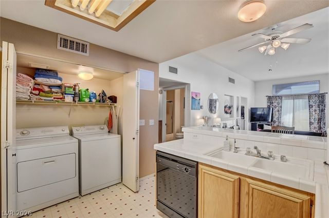 3125 North Buffalo Drive 2138, Las Vegas, NV 89128