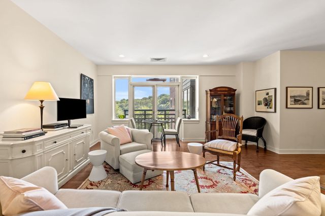 88 Wharf Street 402, Milton, MA 02186