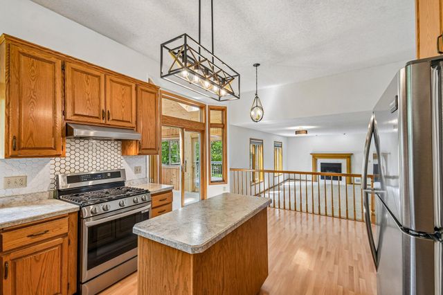 14835 39th Avenue N, Plymouth, MN 55446