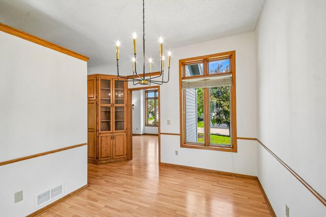 14835 39th Avenue N, Plymouth, MN 55446