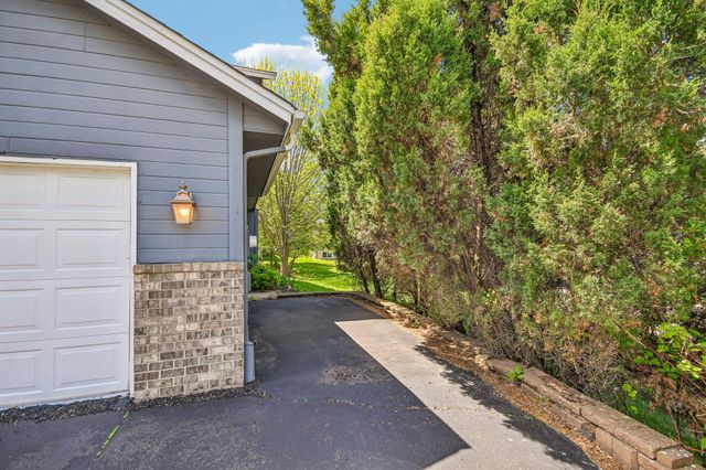 14835 39th Avenue N, Plymouth, MN 55446